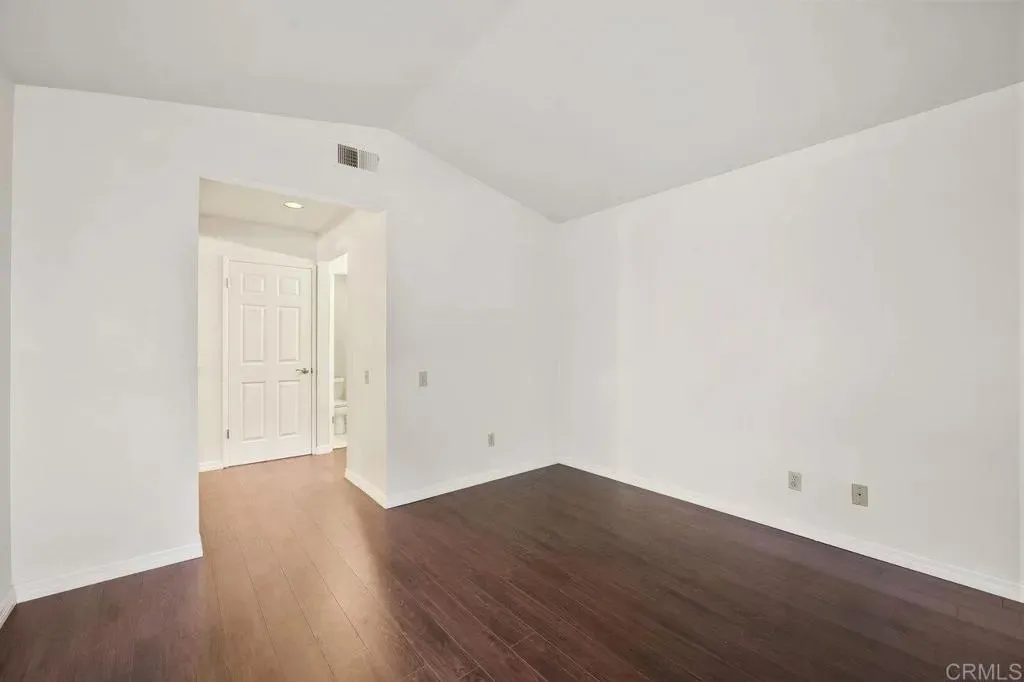 San Diego, California 92130, United States, 2 Bedrooms Bedrooms, ,2 BathroomsBathrooms,Residential,Active,241875