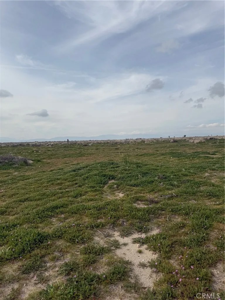 82 E AVENUE J2