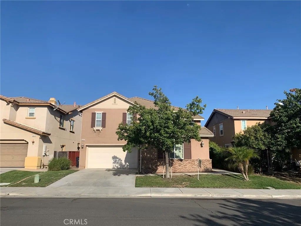 Photo of 34122 San Sebastian Ave, Murrieta, CA 92563 (MLS # OC25219676)