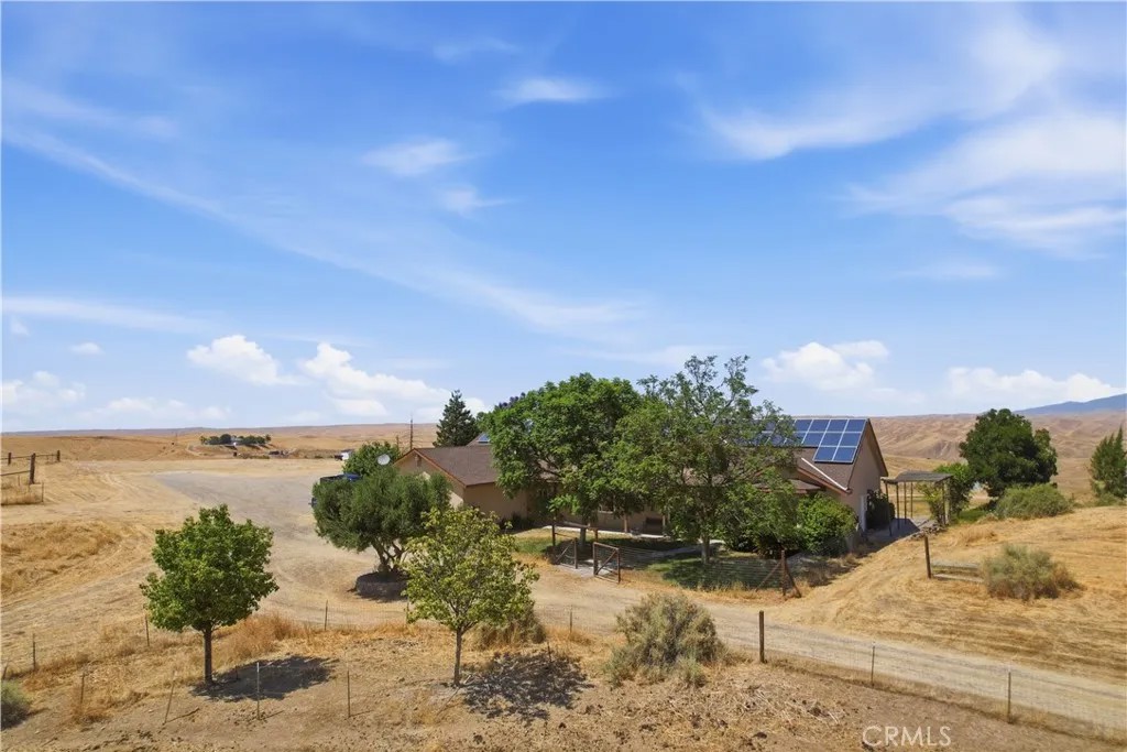 9701 S Granite