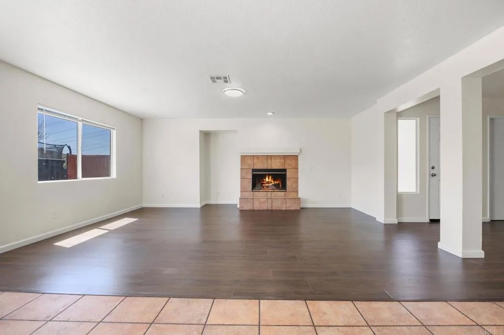 4979 Cimarron Way