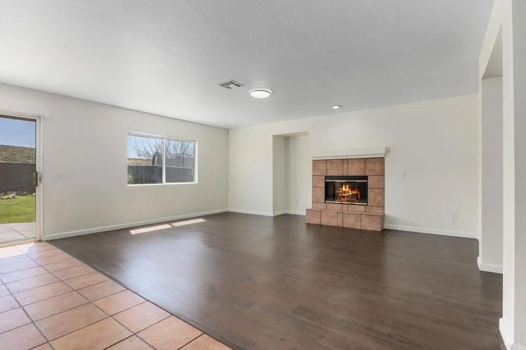 4979 Cimarron Way