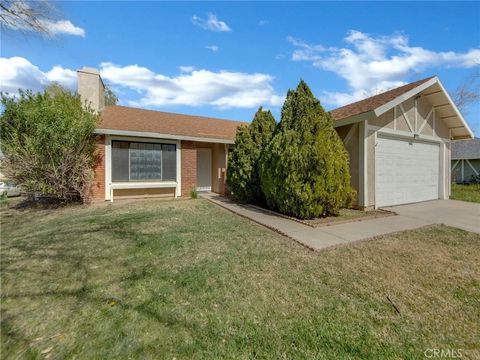 Photo of 1703 E Avenue R3, Palmdale, CA 93550 (MLS # SR26043777)