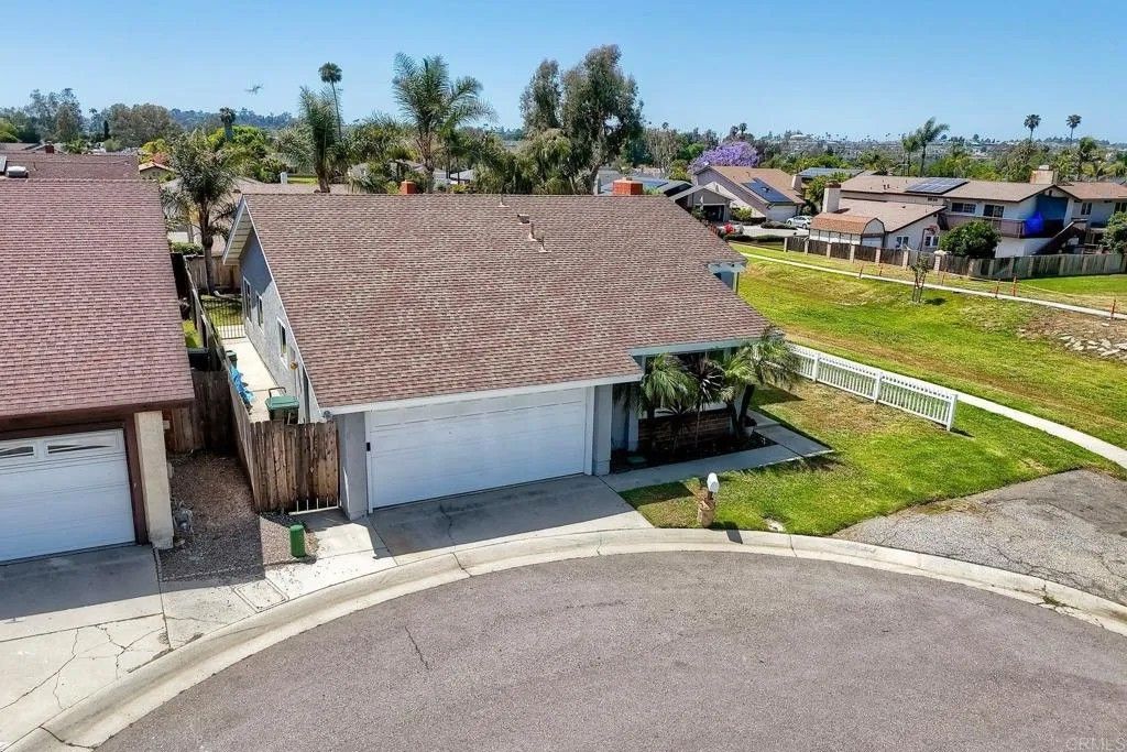 Photo of 1114 Red Hawk Way, San Marcos, CA 92078 (MLS # NDP2604118)