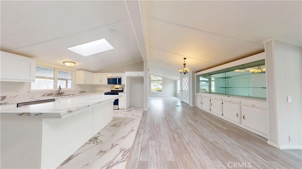 Photo of 4 Dove Ct, Paso Robles, CA 93446 (MLS # NS25239853)
