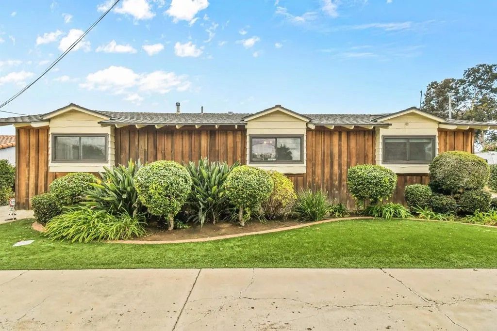 Photo of 5610 San Miguel Road, Bonita, CA 91902 (MLS # PTP2507817)