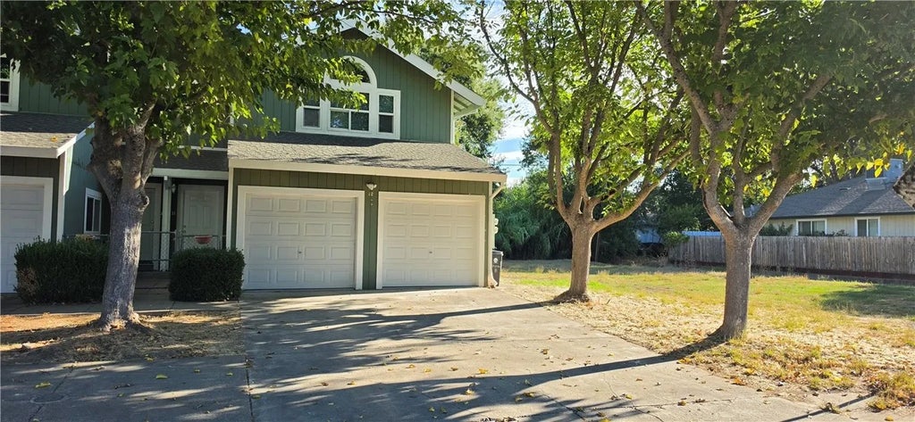 Photo of 15200 Highlands Harbor, Clearlake, CA 95422 (MLS # LC26198347)