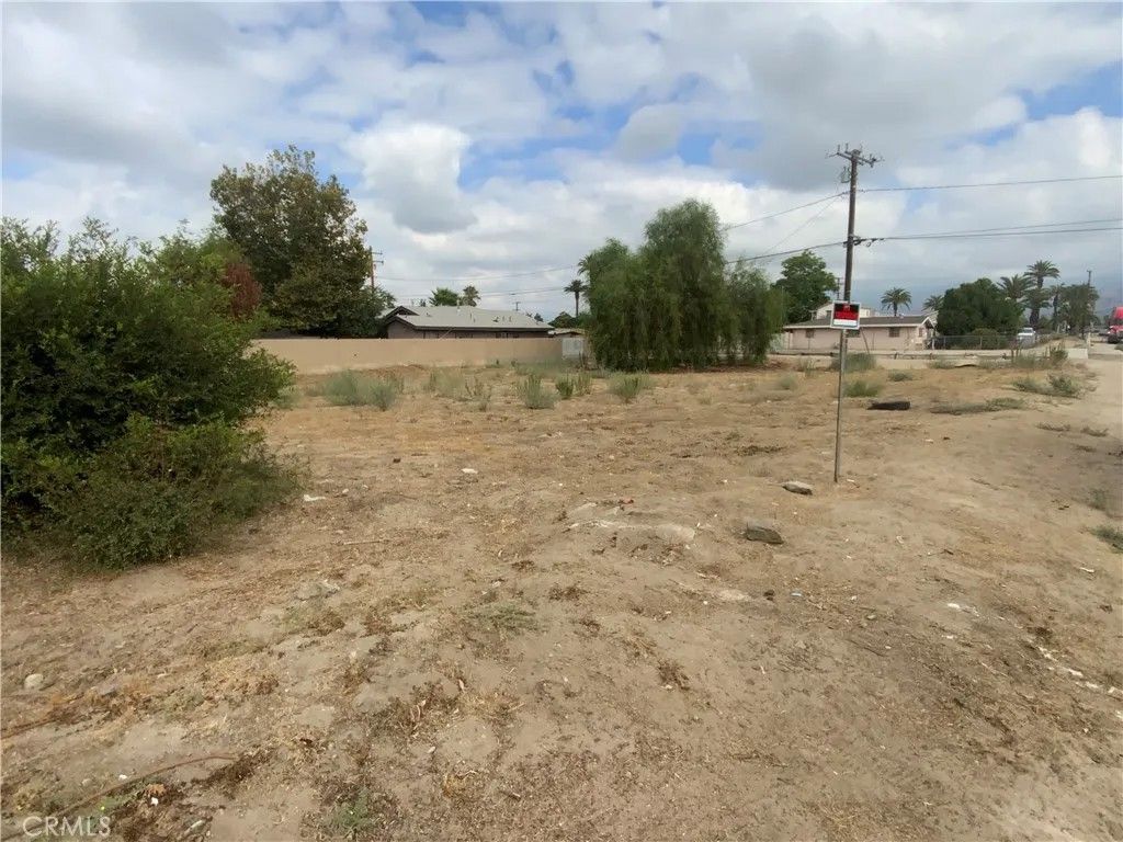 Photo of 25338 4th, San Bernardino, CA 92410 (MLS # IV25273667)