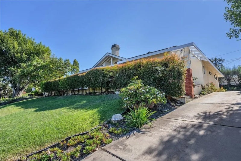 10 Palos Verdes Lane