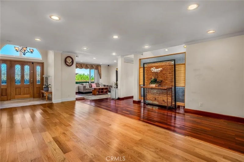 10 Palos Verdes Lane