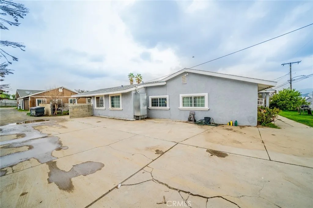 19340 S Jurupa Avenue