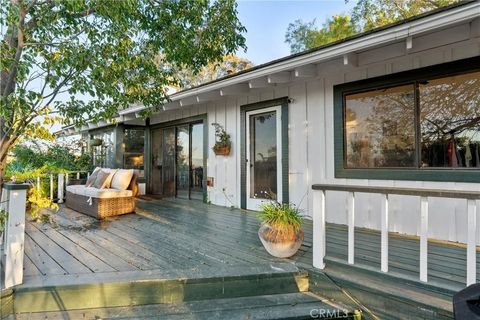 Tiny photo for 2161 Orange View Circle, Riverside, CA 92503 (MLS # PW25245033)