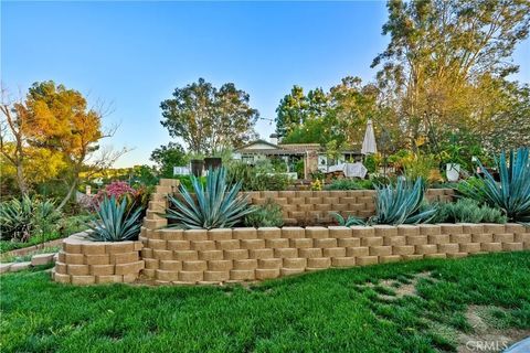 Tiny photo for 2161 Orange View Circle, Riverside, CA 92503 (MLS # PW25245033)