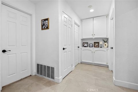 Tiny photo for 2161 Orange View Circle, Riverside, CA 92503 (MLS # PW25245033)