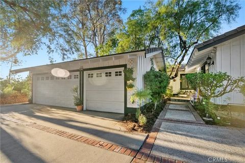 Tiny photo for 2161 Orange View Circle, Riverside, CA 92503 (MLS # PW25245033)