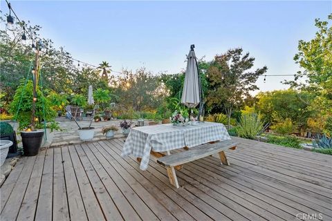 Tiny photo for 2161 Orange View Circle, Riverside, CA 92503 (MLS # PW25245033)