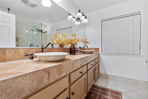 Tiny photo for 2161 Orange View Circle, Riverside, CA 92503 (MLS # PW25245033)