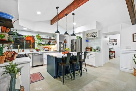 Tiny photo for 2161 Orange View Circle, Riverside, CA 92503 (MLS # PW25245033)