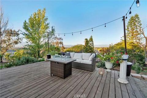 Tiny photo for 2161 Orange View Circle, Riverside, CA 92503 (MLS # PW25245033)
