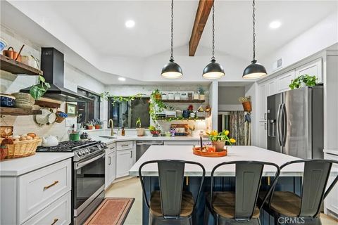 Tiny photo for 2161 Orange View Circle, Riverside, CA 92503 (MLS # PW25245033)