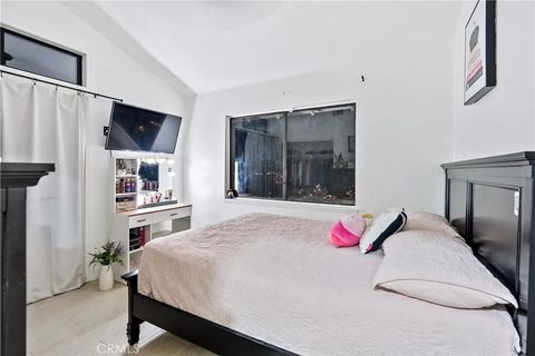 Tiny photo for 2161 Orange View Circle, Riverside, CA 92503 (MLS # PW25245033)