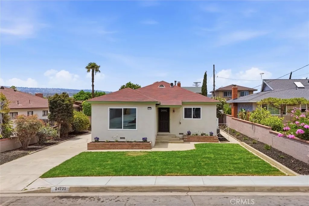 24723 Walnut Street