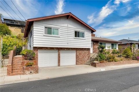 Tiny photo for 975 Metro Dr, Monterey Park, CA 91755 (MLS # WS25235878)