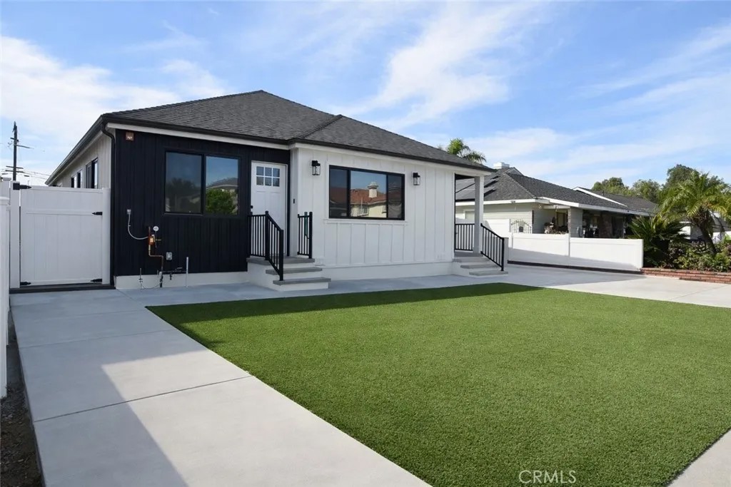 1307 Greenwood Ave