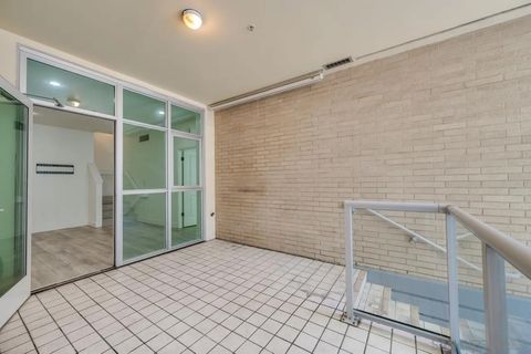 Tiny photo for 850 Beech St #101, San Diego, CA 92101 (MLS # 250035216)