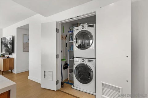 Tiny photo for 888 W E St #1001, San Diego, CA 92101 (MLS # 260021974)