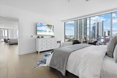 Tiny photo for 888 W E St #1001, San Diego, CA 92101 (MLS # 260021974)