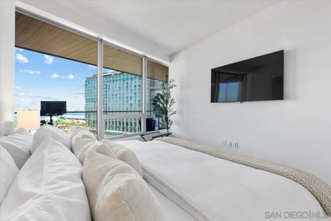 Tiny photo for 888 W E St #1001, San Diego, CA 92101 (MLS # 260021974)