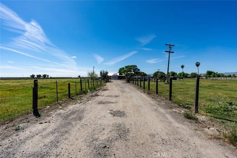 23429 Highway 152