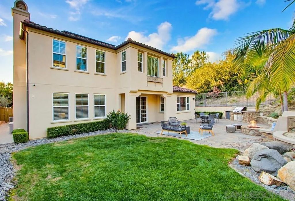 Photo of 6626 Halite Pl, Carlsbad, CA 92009 (MLS # 260005835)