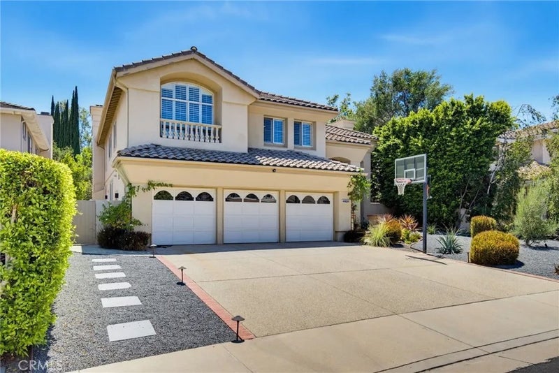 22312 Delia Court