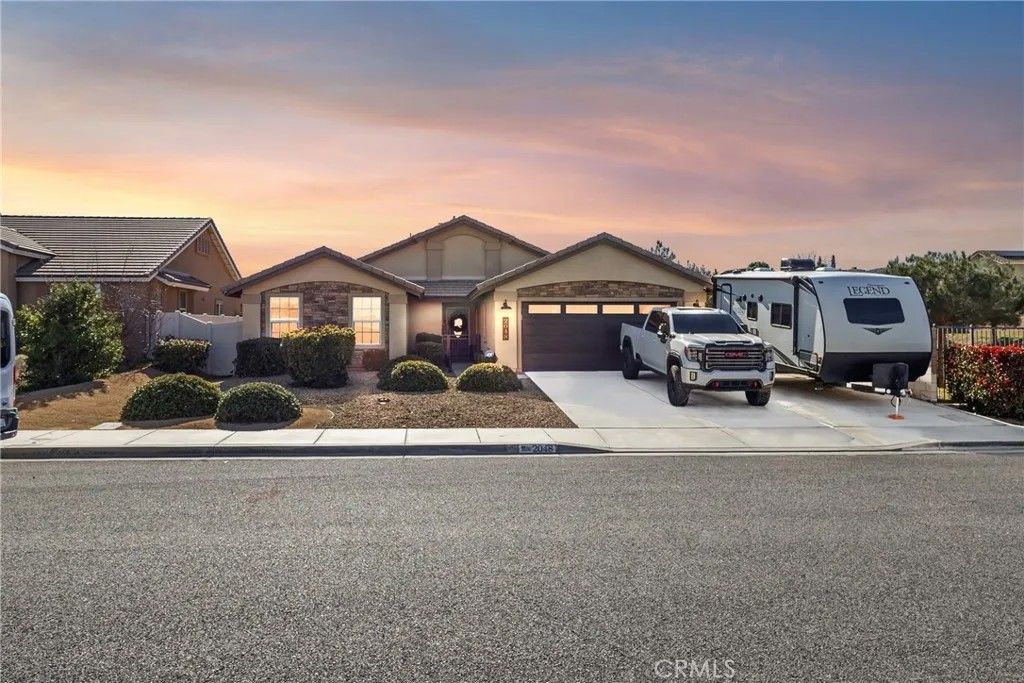 Photo of 2048 Thistle Ave, Palmdale, CA 93550 (MLS # SR26043401)