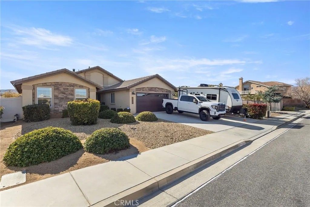 Photo of 2048 Thistle Ave, Palmdale, CA 93550 (MLS # SR26043401)