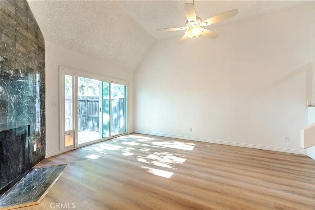 8851 Independence Avenue APT 33