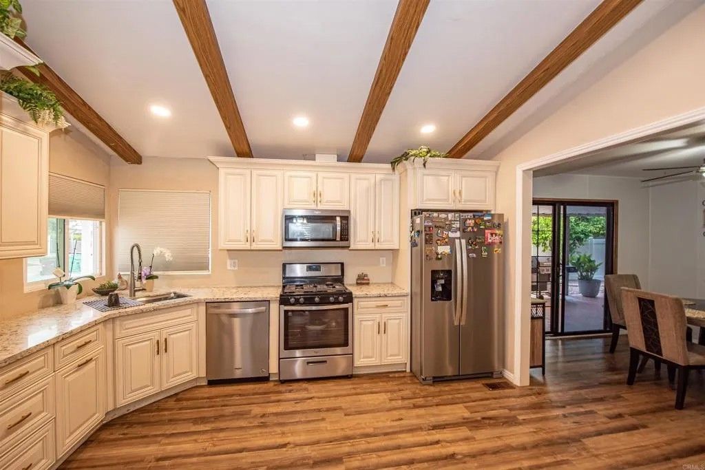 Photo of 38210 Via Taffia, Murrieta, CA 92563 (MLS # PTP2504446)