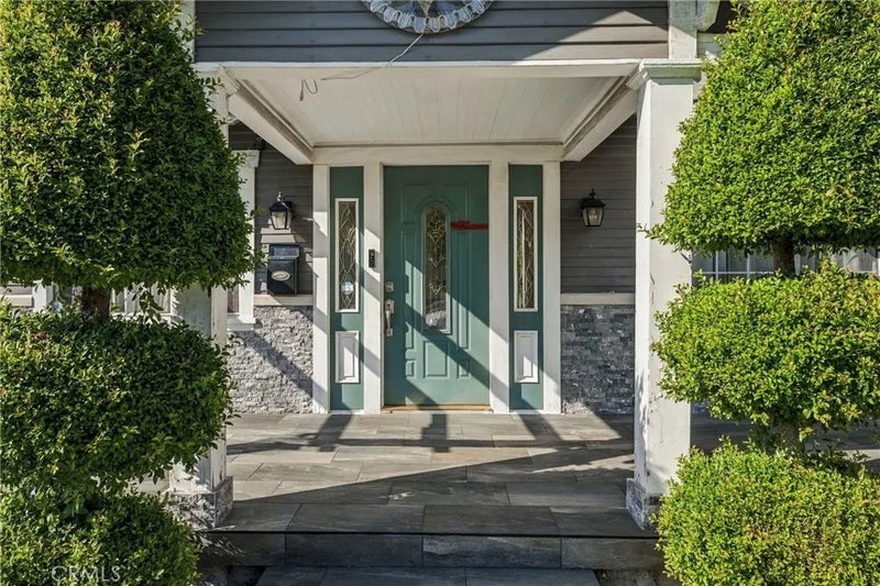 445 W Harvard