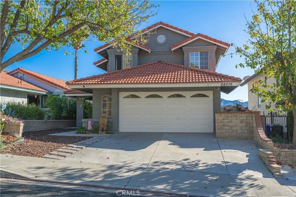 Photo of 28076 Wildwind Drive, Canyon Country, CA 91351 (MLS # SR25277628)