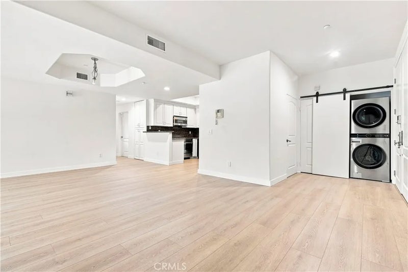8555 Cashio St APT 101, Los Angeles, CA 90035