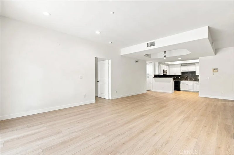 8555 Cashio St APT 101, Los Angeles, CA 90035