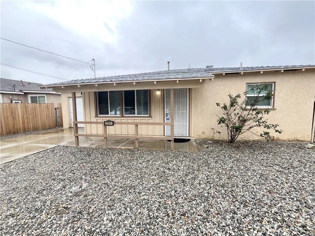 Photo of 32041 Avenue E, Yucaipa, CA 92399 (MLS # IG26086438)