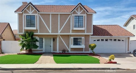 Photo of 1902 Simsburry ST, Palmdale, CA 93550 (MLS # SR26135781)