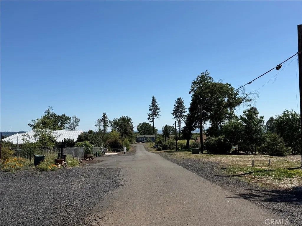 Photo of 5268 California Way, Paradise, CA 95969 (MLS # SN26071688)