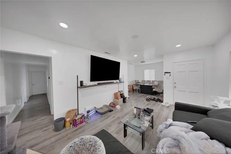 11427 Mulhall