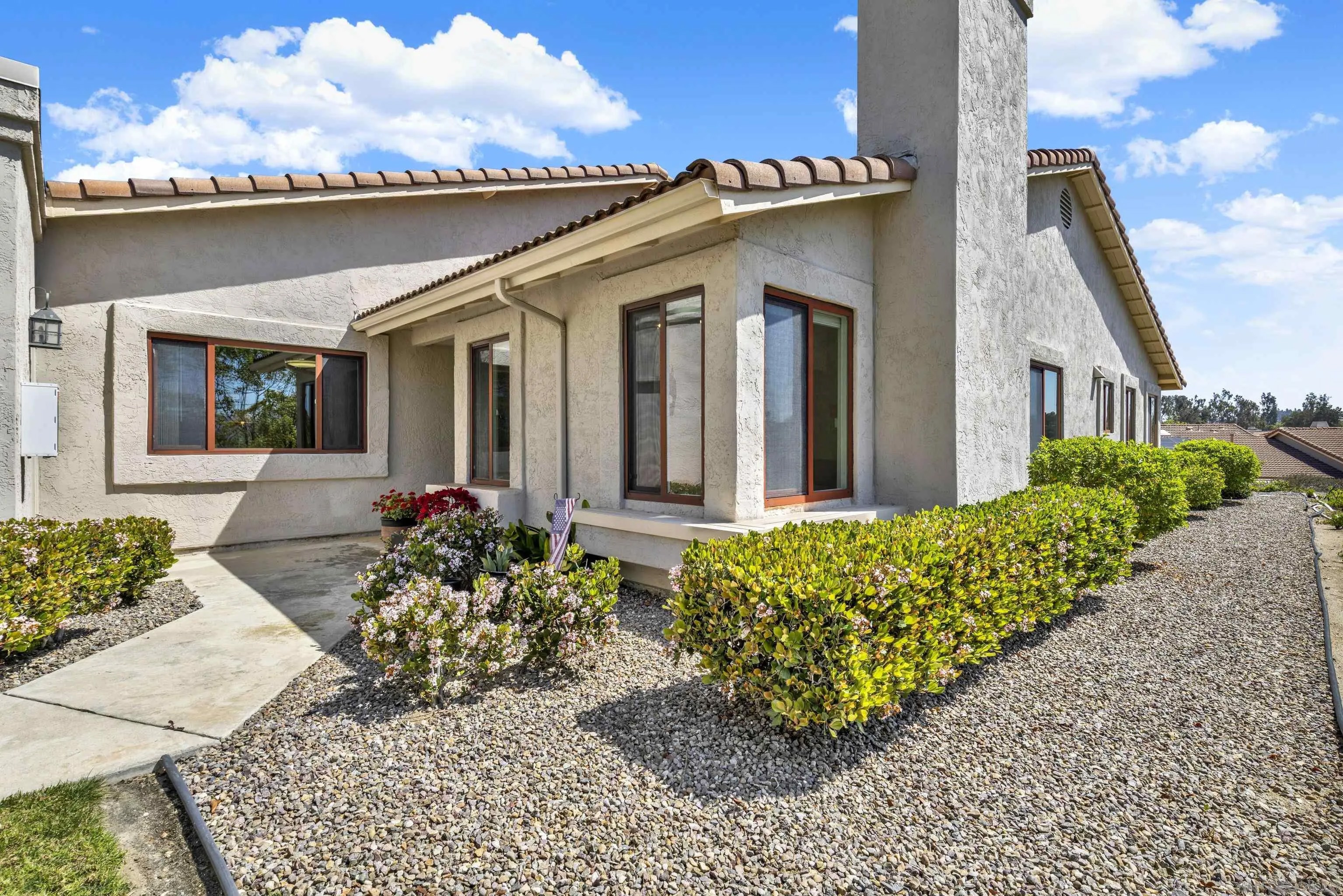 17925 Avenida Cordillera