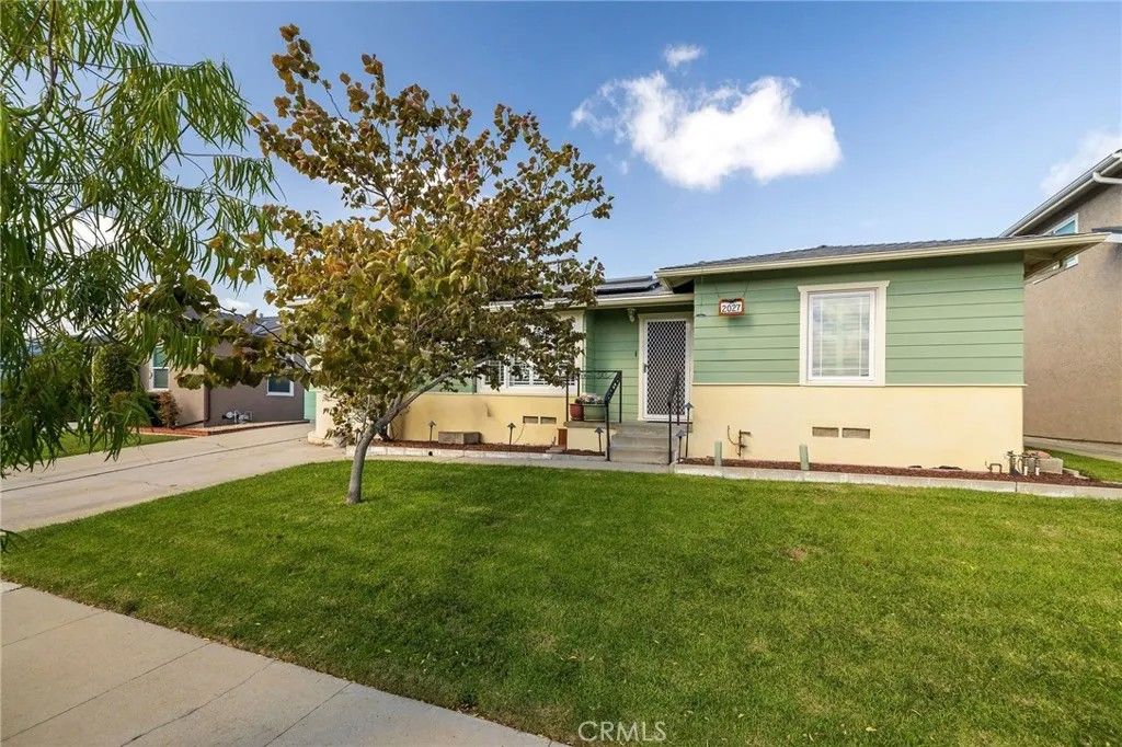 Photo of 2027 Kathy Way, Torrance, CA 90501 (MLS # SB25239048)