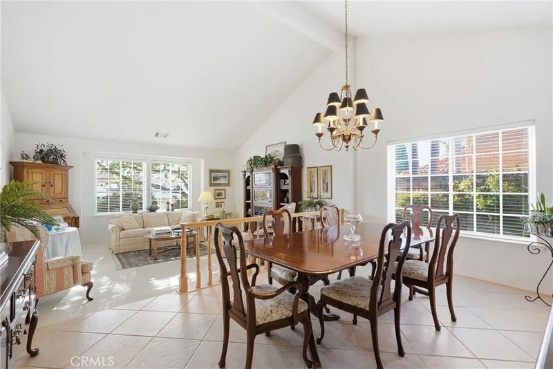 2424 Sandpiper Drive